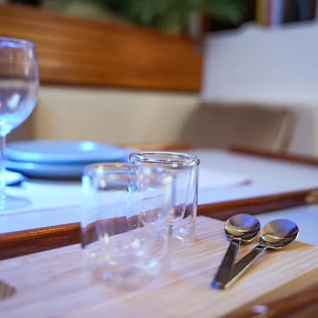 The Classic Sailboat Retreat