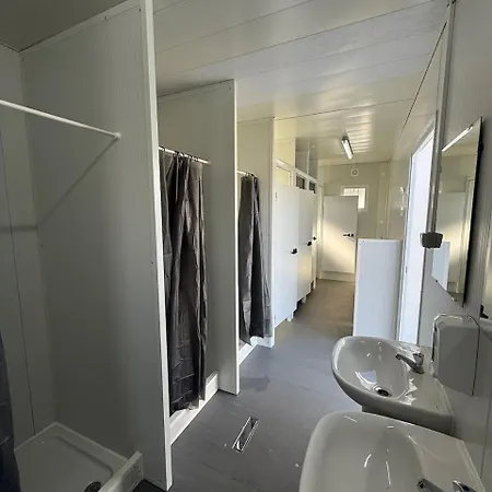 Romantic Sailboat Retreat Marina De Alcantara Downtown *
