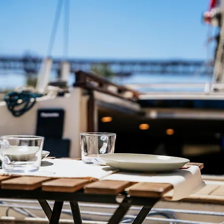 The Classic Sailboat Retreat * Лісабон